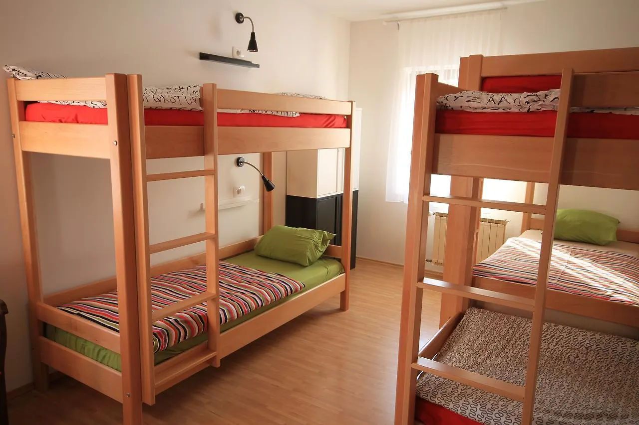 Hostel Vrba Ljubljana