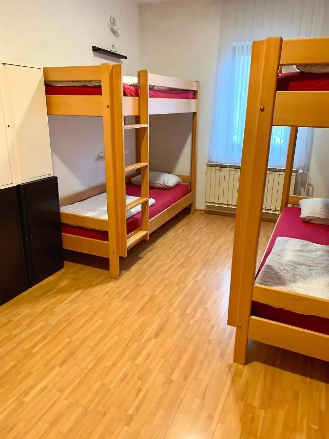 Hostel Vrba Ljubljana